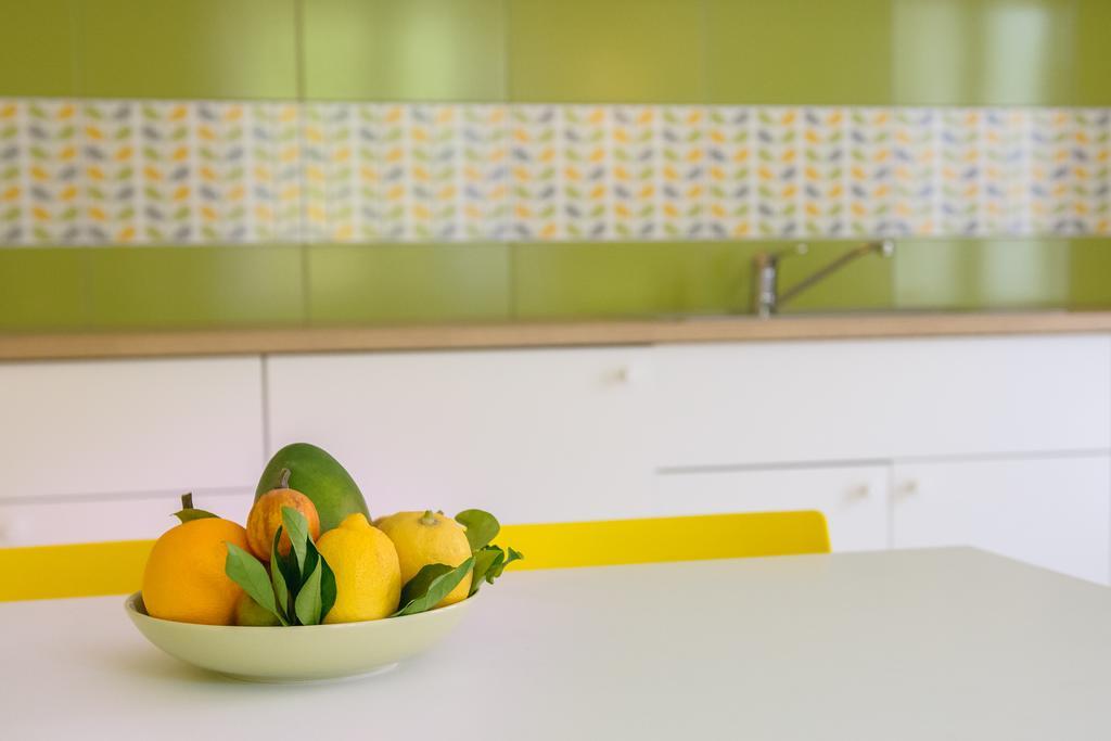 Studio And Apartment Nadia With Garden โปเรช ภายนอก รูปภาพ